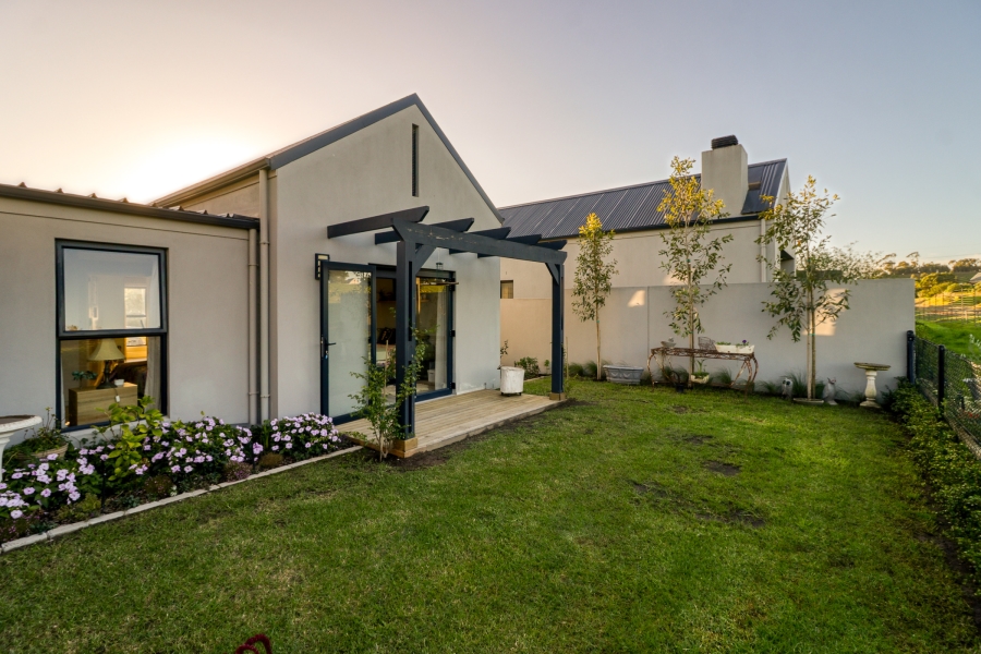 3 Bedroom Property for Sale in Aan de Wijnlanden Western Cape